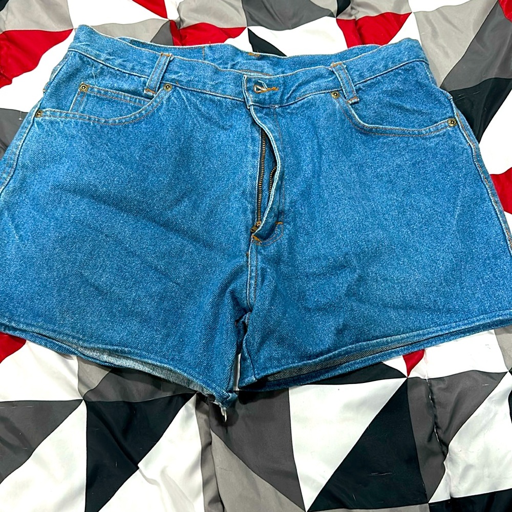 Vintage Lucky brand shorts!!